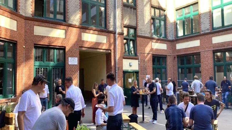 KAEMI Team beim Security Sommerfest im Kreuzberger Innenhof
